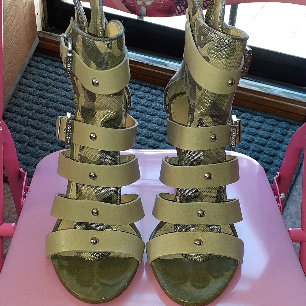 Guess Camo heels